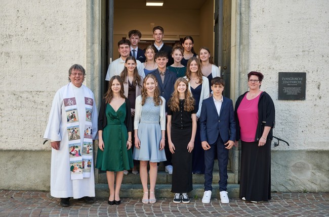 2505 Konfirmation Frauenfeldf Pfarrkreis Stadt Huben