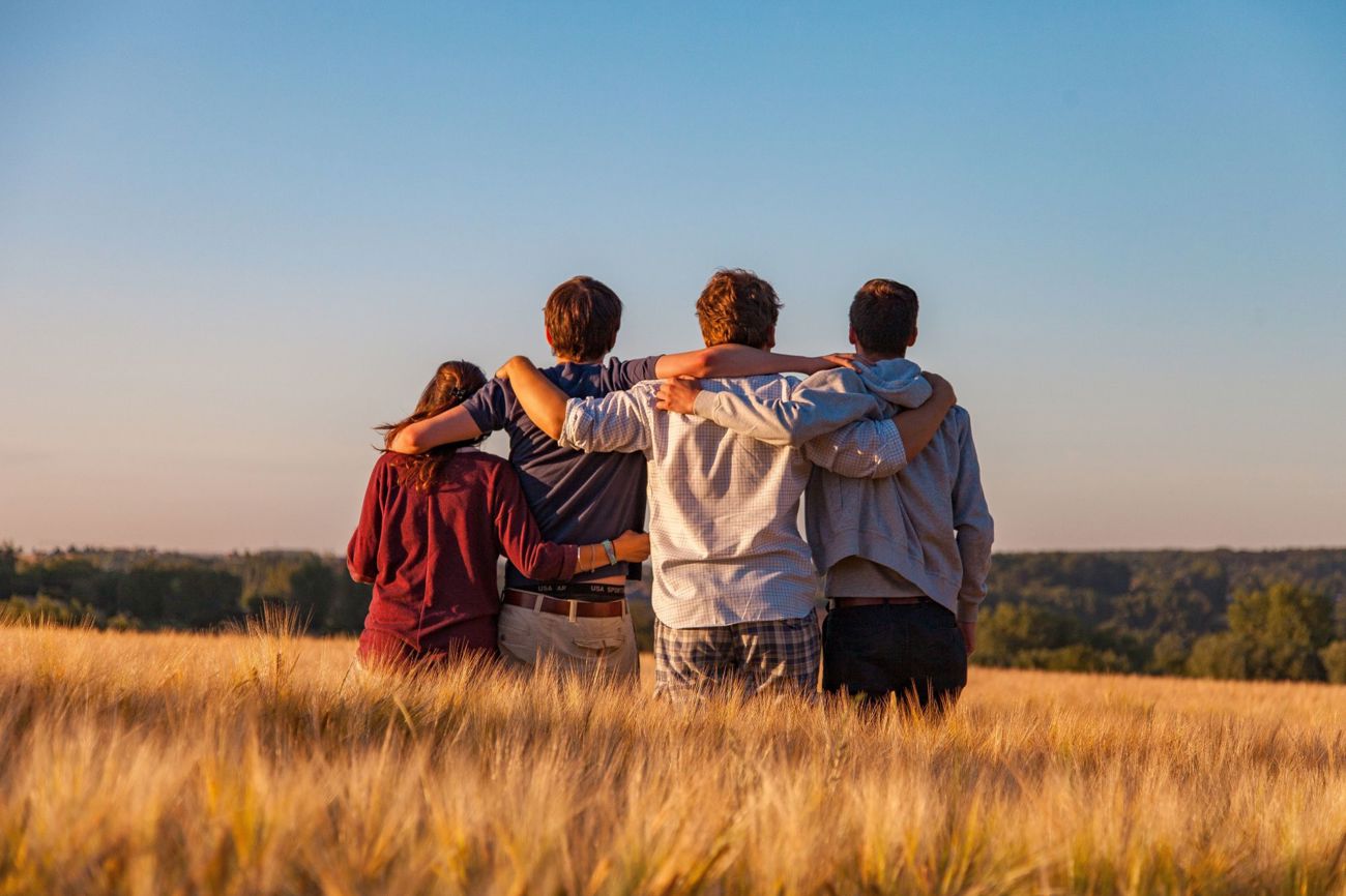 Die Konfirmation kann Jugendlichen Ermutigung und Halt mitgeben auf ihren Lebensweg. (Bild: pixabay.com)