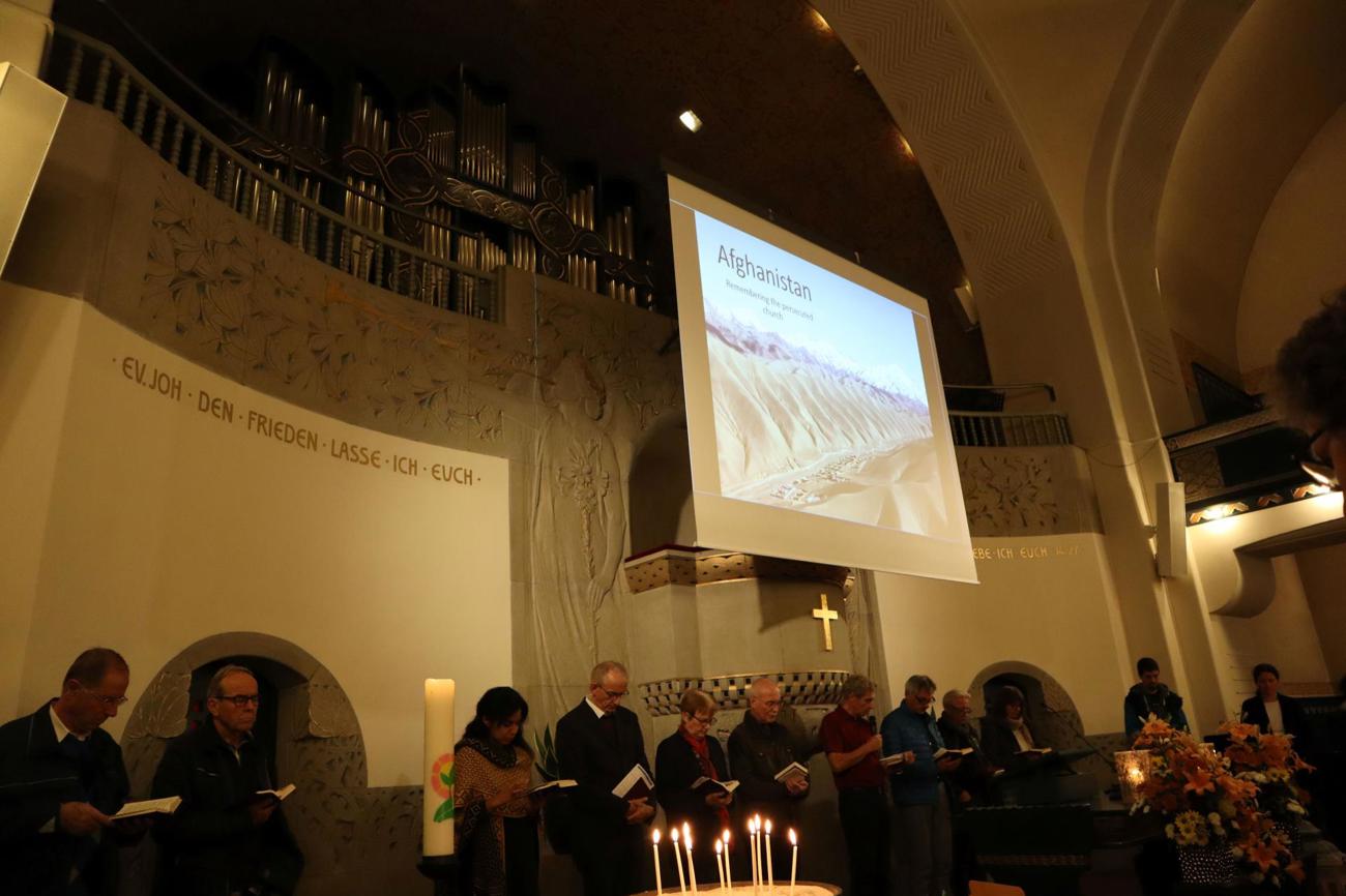 Das Referat beleuchtete die schwierige Lage der bedrohten Christen in Afghanistan. Die
landeskirchliche Kommission für bedrängte und verfolgte Christinnen und Christen lud ein,
für diese zu beten. (Bild: Manuela Olgiati)