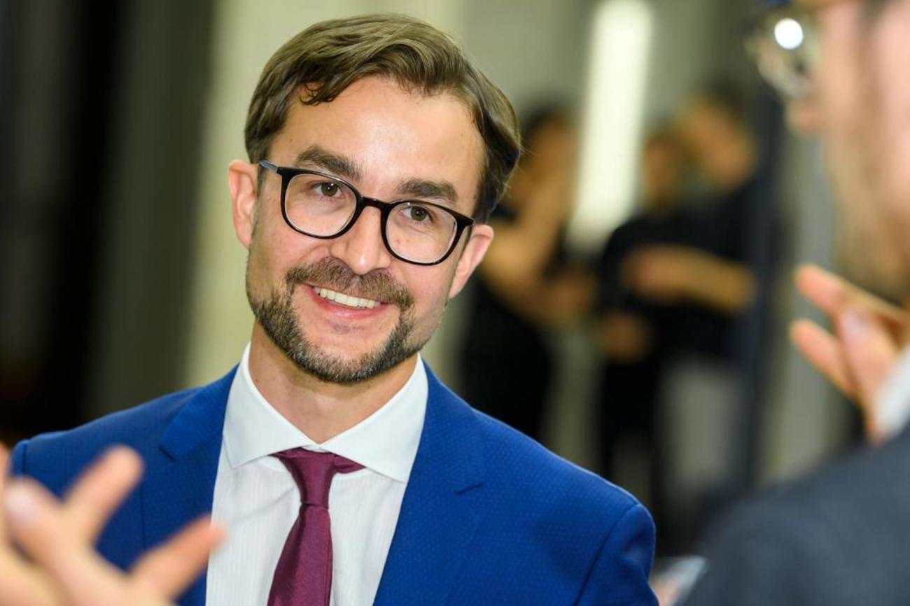 Der Islamwissenschaftler Simon Fuchs erklärt, warum es nach dem Scheitern des arabischen Frühlings in den Gesellschaften des Nahen Ostens brodelt.