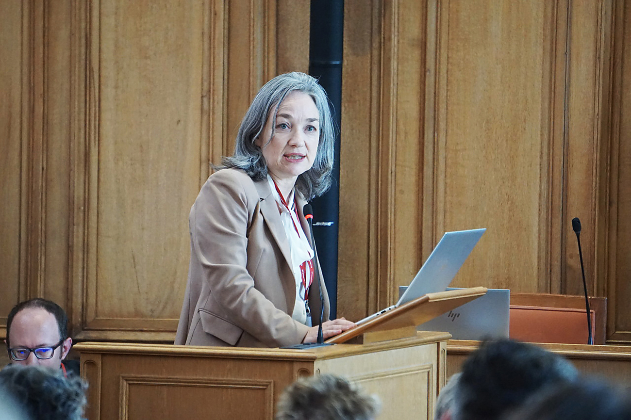«Die gesamtgesellschaftliche Dunkelfeldstudie soll gesamtgesellschaftlich durchgeführt werden. Das kann nur der Bund tun», sagte die Zürcher Kirchenratspräsidentin Esther Straub. Foto: sd «Die gesamtgesellschaftliche Dunkelfeldstudie soll gesamtgesellschaftlich durchgeführt werden. Das kann nur der Bund tun», sagte die Zürcher Kirchenratspräsidentin Esther Straub. Foto: sd