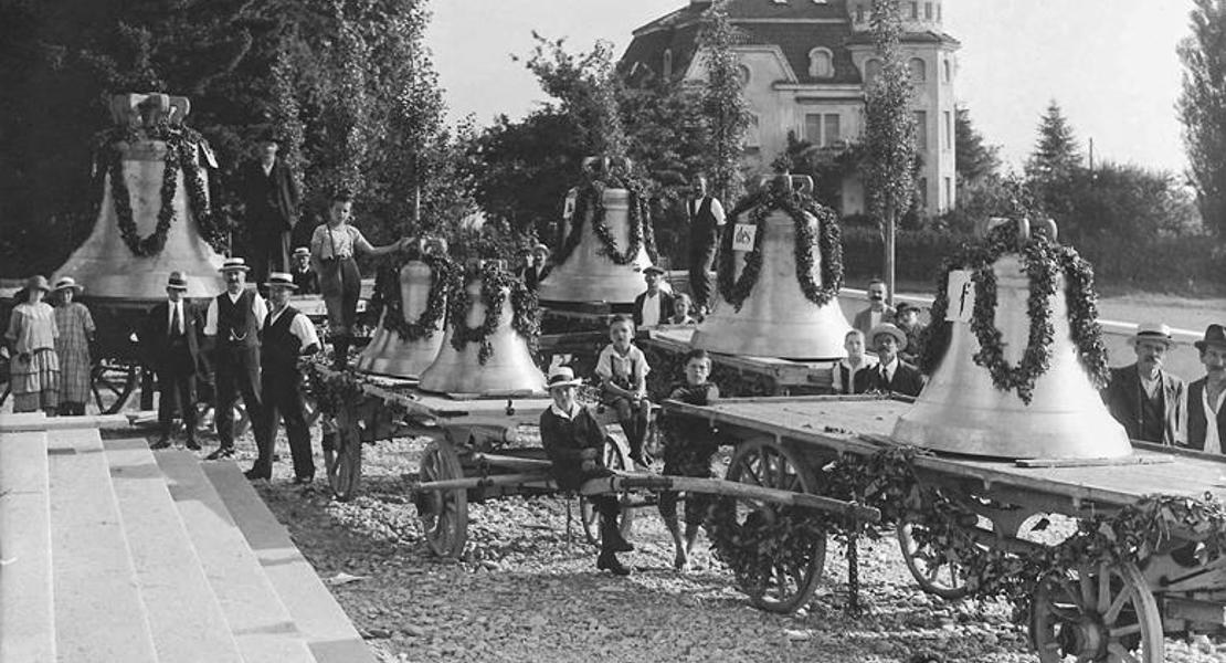 In einer feierlichen Prozession wurden die Glocken 1924 zur Arbon Kirche gebracht. (Bild: pd)
