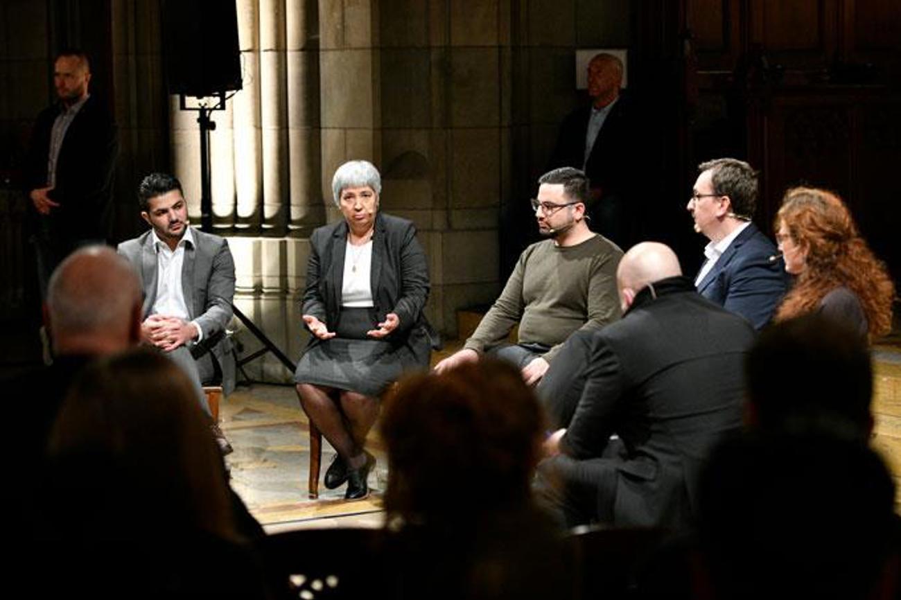 Islam-Podium in der Offene Kirche Elisabethen in Basel (v. l.): Yavuz Selim Tasoglu, Seyran Ates, Kerem Adigüzel, Muris Begovic, Jasmin El Sonbati und Frank Lorenz. | Dominik Plüss