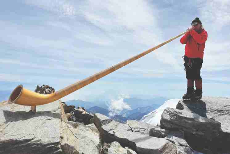 Toggenburger Alphorn auf Dufourspitze