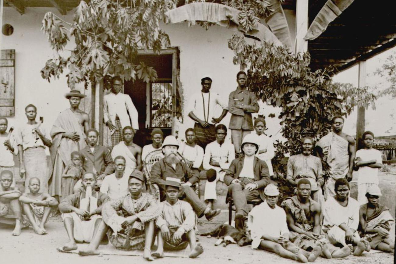Schule der Basler Mission in der Kronkolonie Goldküste (Ghana), um 1880 |Enrique Stanko Vráz, CC BY 2.5