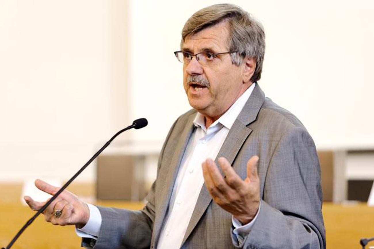 Die Wahrnehmung der Migration sei in der Schweiz zu negativ, findet Eduard Gnesa, ehemaliger Chef des Bundesamts für Migration.|Mission 21/André Albrecht