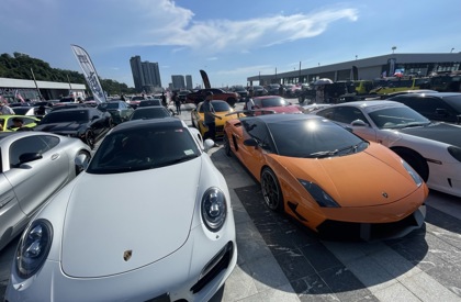 Autoparade zum Malaysia-Tag