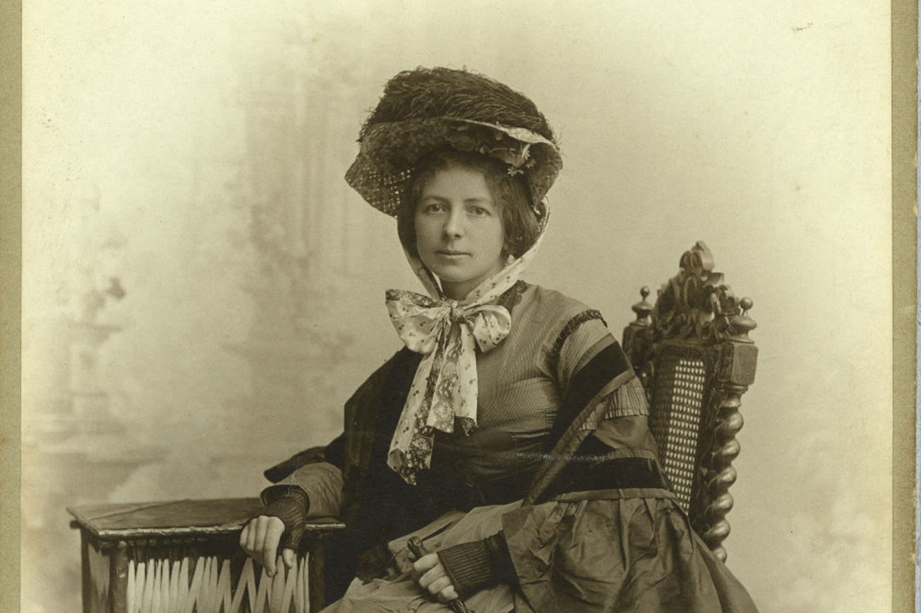 Roert Walsers Schwester, Lisa Walser als «gutbürgerliche Dame», um 1910 | Copyright: Keystone SDA, Robert Walser-Stiftung Bern Roert Walsers Schwester, Lisa Walser als «gutbürgerliche Dame», um 1910 | Copyright: Keystone SDA, Robert Walser-Stiftung Bern