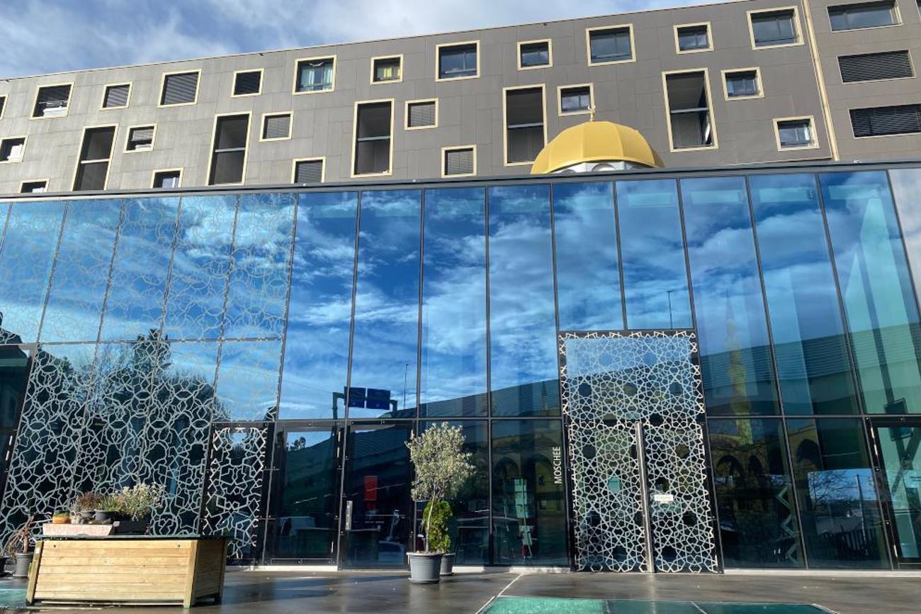 In der Moschee im Haus der Religionen in Bern soll ein Imam Zwangsheiraten durchgeführt haben.