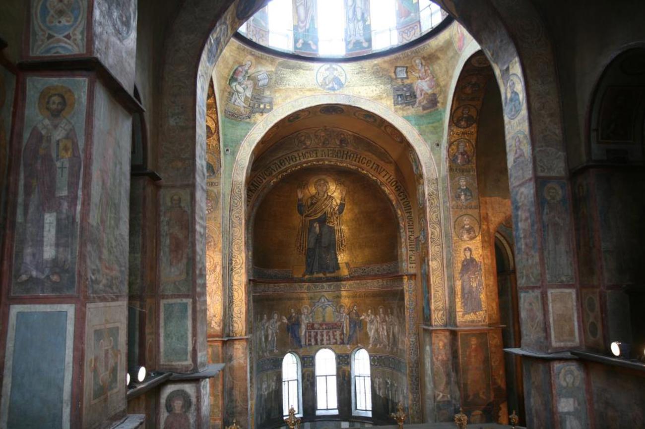 Ukraine-Konflikt: Vertreter aller großen in der Ukraine beheimaten Kirchen und Religionsgemeinschaften trafen sich kürzlich zu einem gemeinsamen Friedensgebet in der Sophienkathedrale in Kiew. | wikimedia, cc by-sa 3.0