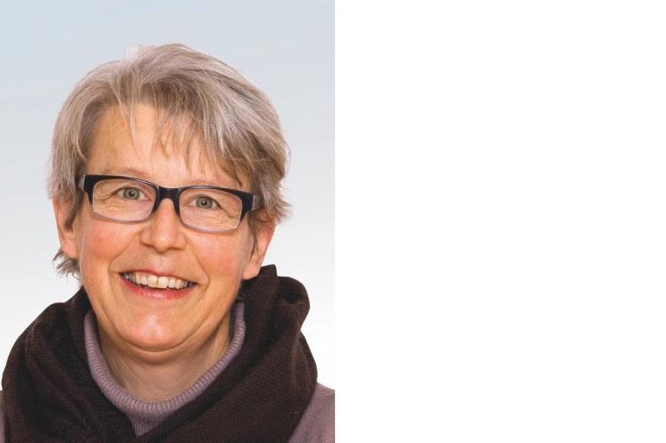 Dora Soller, Arbon