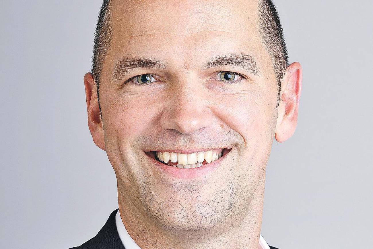 «Die Menschheit hat in ihrer Geschichte gezeigt, dass sie fähig ist, das technisch Machbare nicht einfach ‘blind’ zu verfolgen», sagt der Theologe und Sozialethiker Peter G. Kirchschläger.