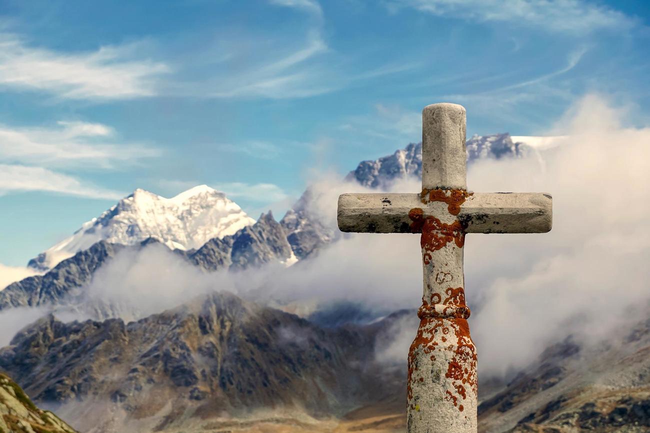 Das Kreuz ist Symbol dafür, dass Jesus stellvertretend für uns gestorben ist.
Foto: pixabay.