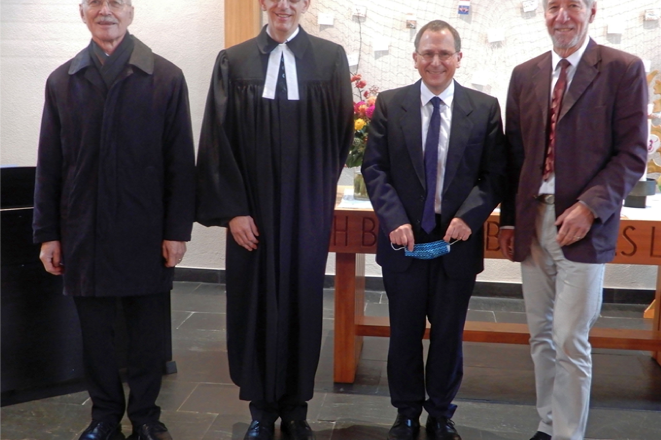 Von links: Mentor Pfarrer Peter Keller, Kirchenrat Pfarrer Lukas Weinhold, Pfarrer Andreas Reich und Kirchgemeindepräsident Hans Krüsi