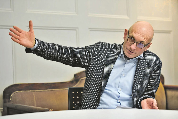Georg Pfleiderer: «Die Theologie eröffnet Bildungswelten wie vielleicht kein anderes Fach» Georg Pfleiderer: «Die Theologie eröffnet Bildungswelten wie vielleicht kein anderes Fach»