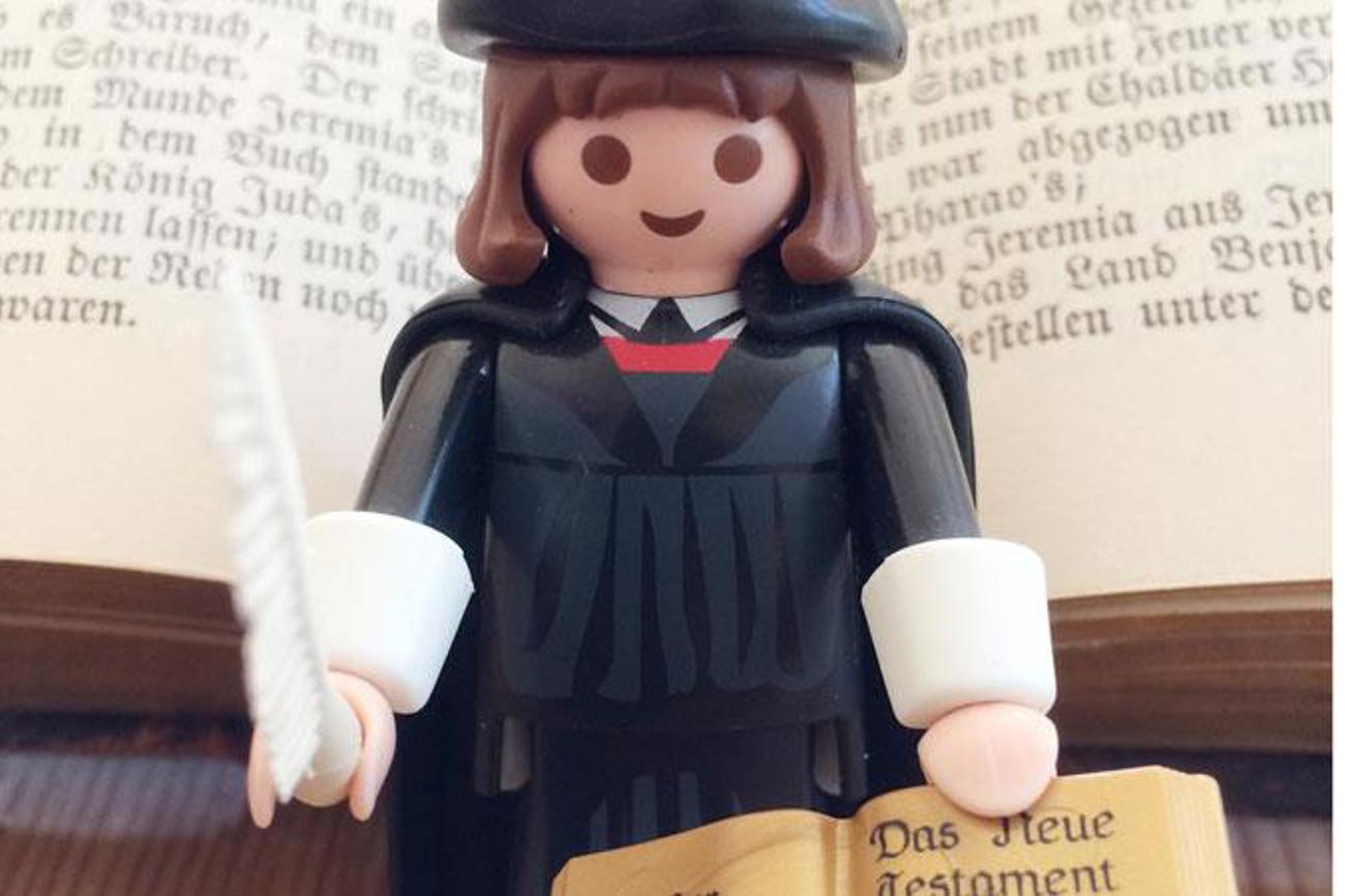 Playmobil-Luther: Die historische Figur erhält als modernes Plastikspielzeug ein neues Leben.