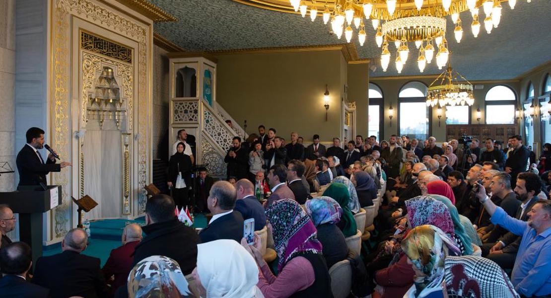 Grosser Besucherandrang an der Eröffnung der Aksa-Moschee. | Peter Leutert