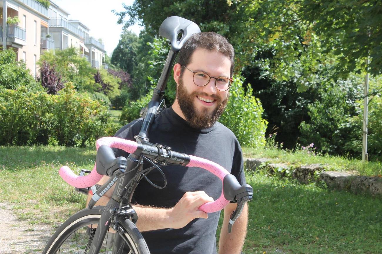 Tobias Burkhalter: Hat sein Rennvelo bald mehr mit Kirche zu tun?